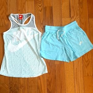 Girls' Nike L Tank Top and XL Shorts